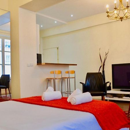 1 Bedroom Apartment In The Heart Of The Marais Area París Exterior foto