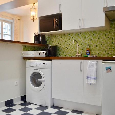 1 Bedroom Apartment In The Heart Of The Marais Area París Exterior foto
